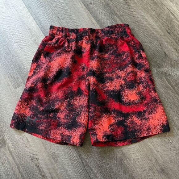 Under Armour Printed Shorts Red Black Neon Orange Youth Medium - Picture 2 of 8